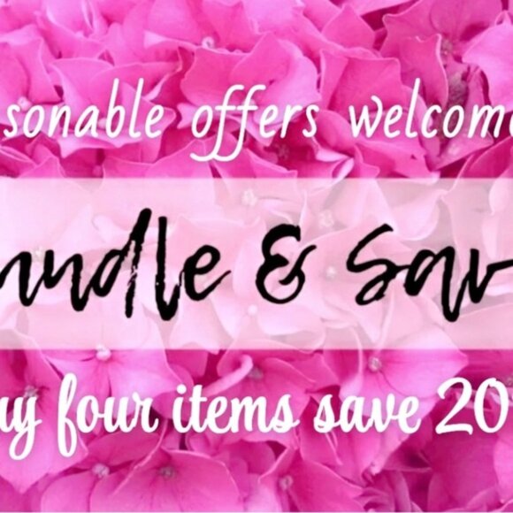 (1)New York and Co. knit short bell sleeve cream sweater size LG. - Picture 10 of 10